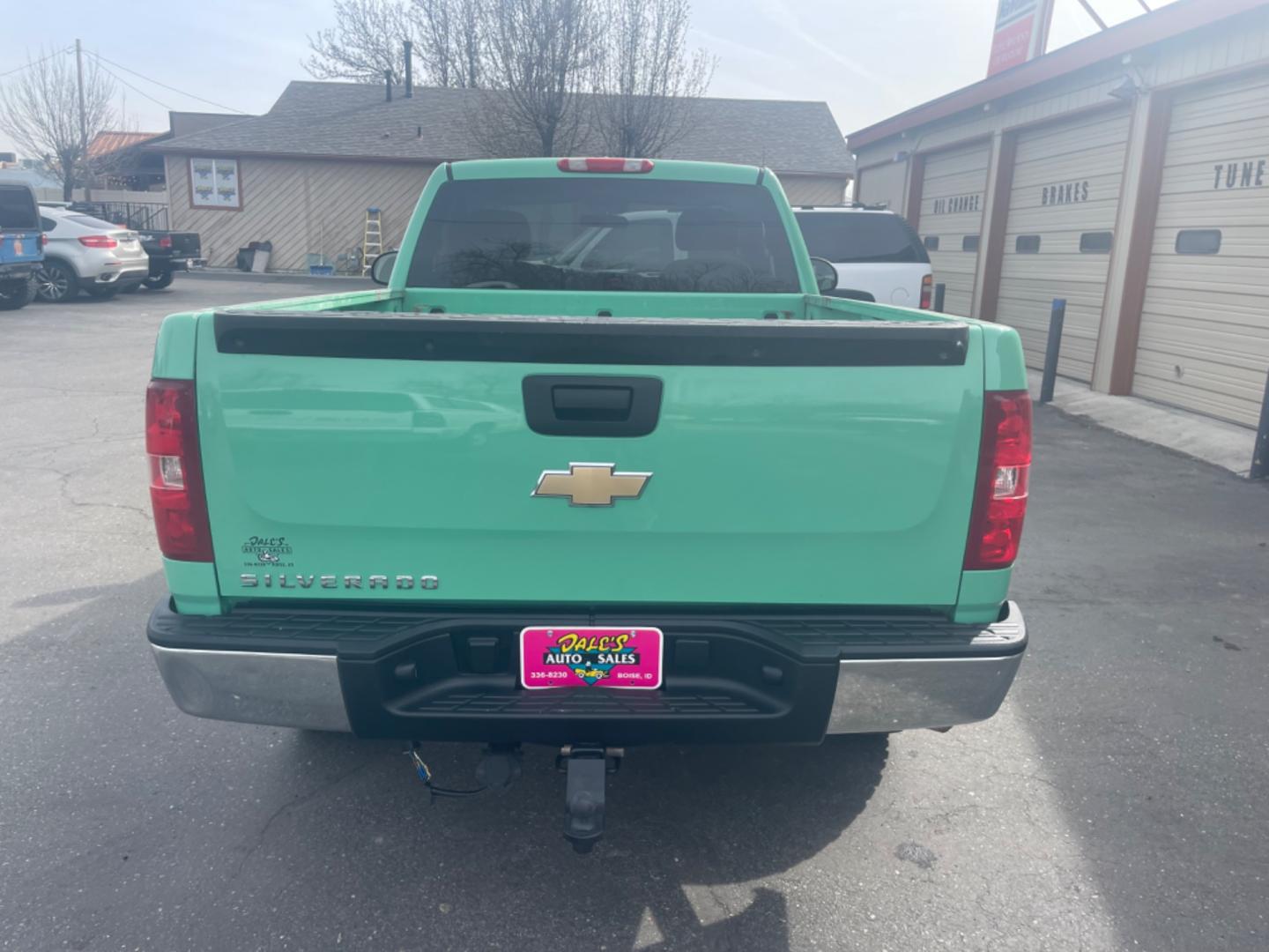 2008 Forest Service Green /Black Chevrolet Silverado 1500 Work Truck (1GCEK14J68Z) with an 5.3L V8 OHV 16V engine, AT transmission, located at 813 E Fairview Ave, Meridian , ID, 83642, (208) 336-8230, 43.618851, -116.384010 - Photo#5